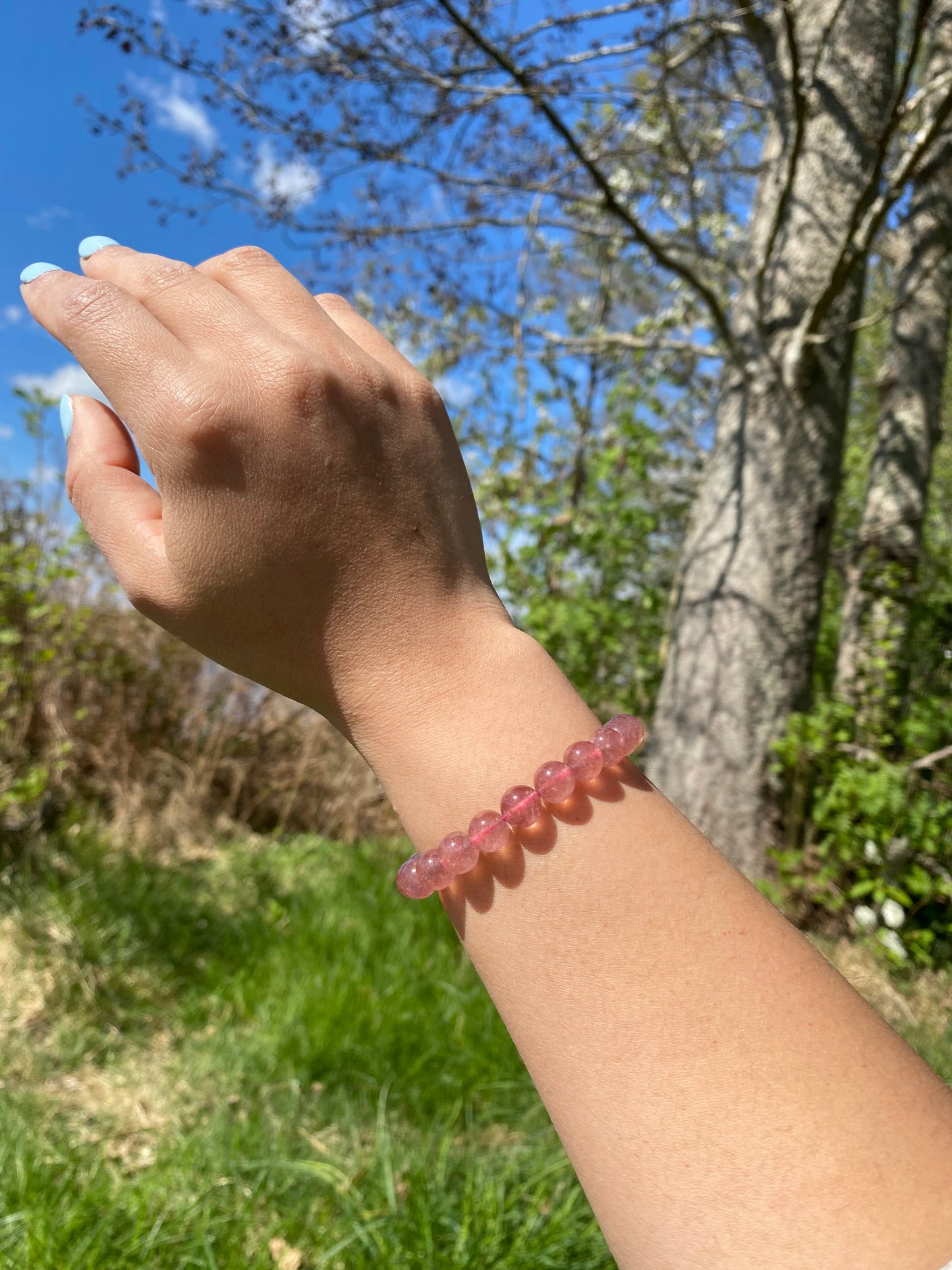 Naturligt brasilianskt jordgubbskvarts armband