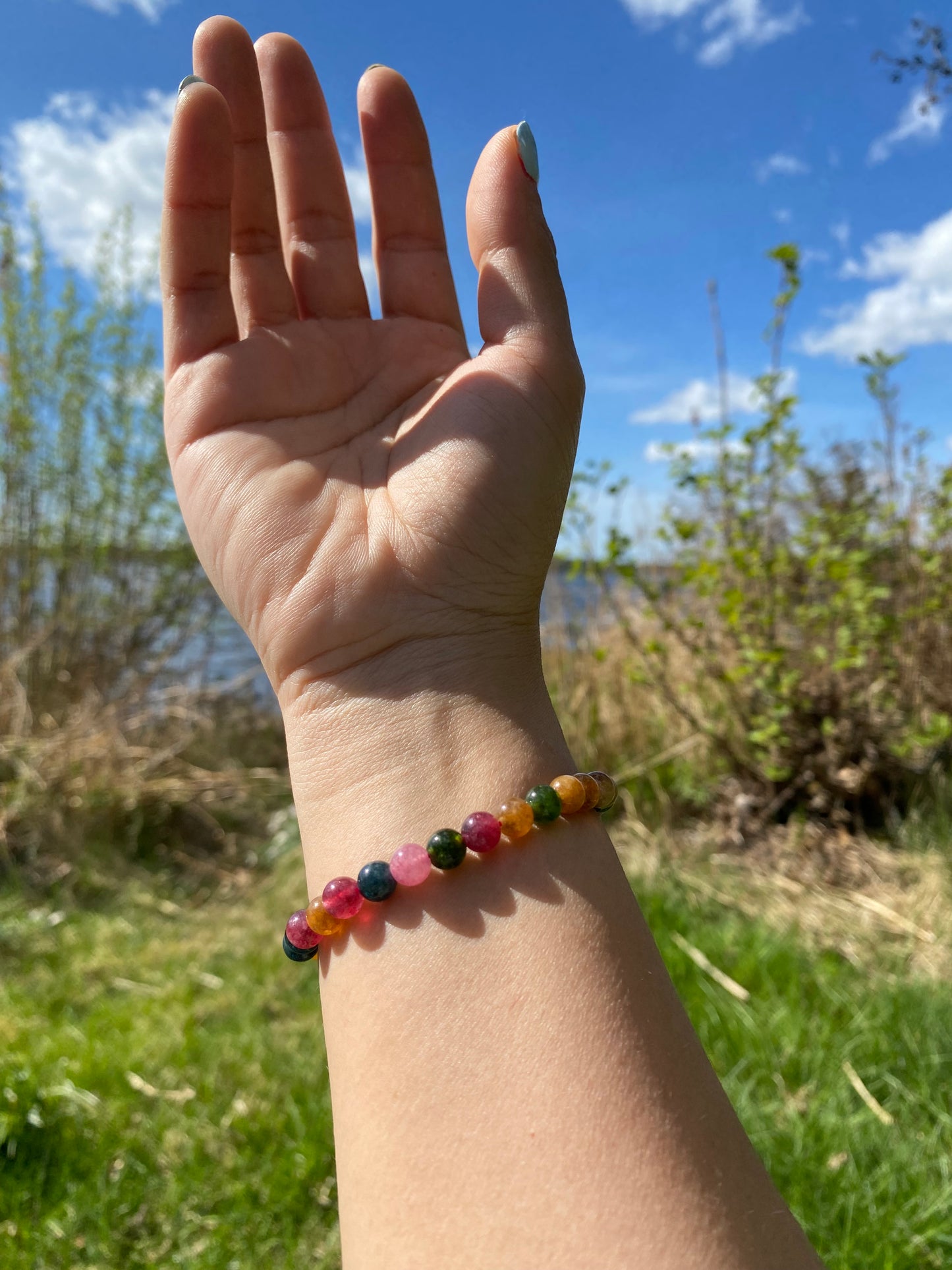 Turmalin kalcedon armband
