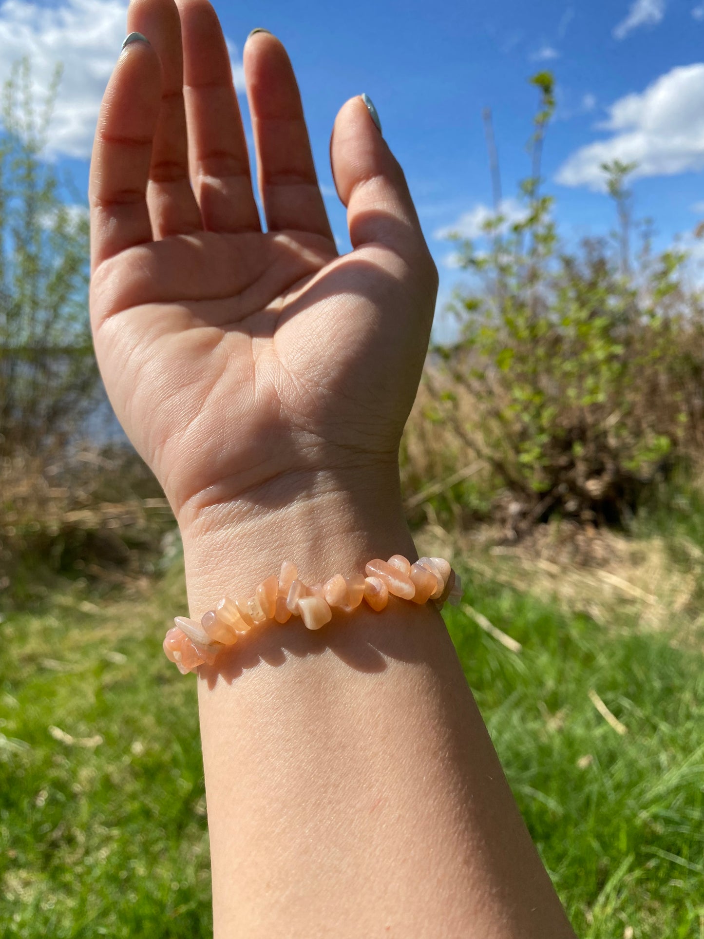 Natural mixed moonstone and gravel bracelet