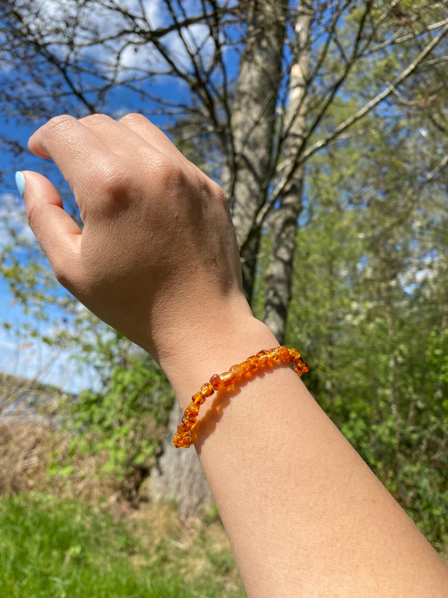 Natural amber square bracelet