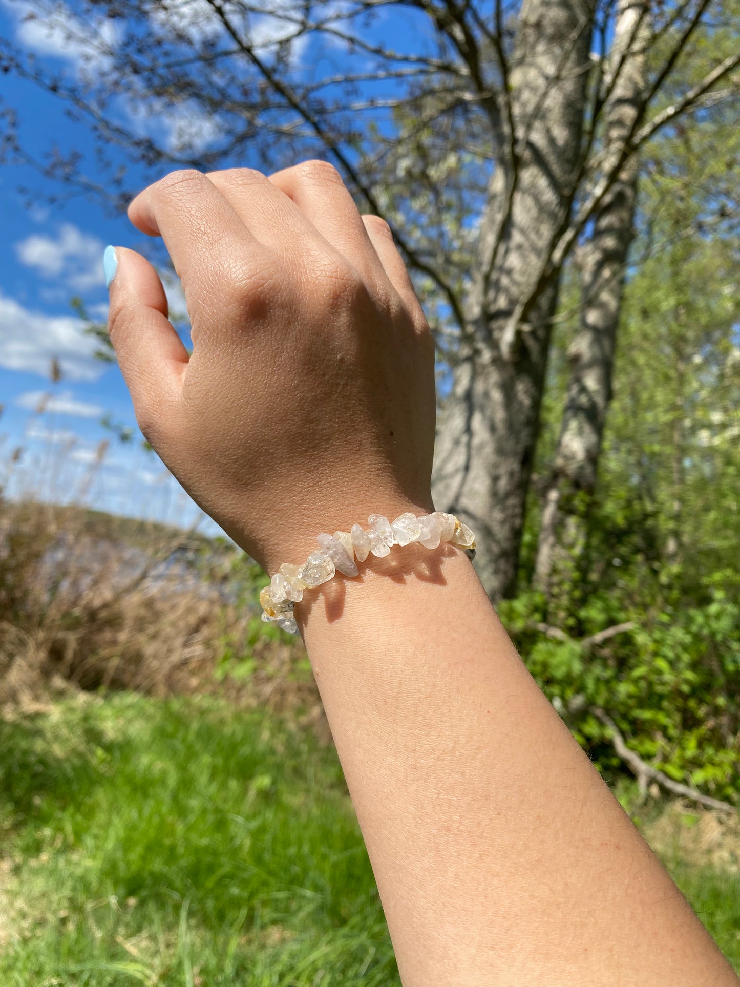 Naturligt guldrutilerat kvarts grus armband