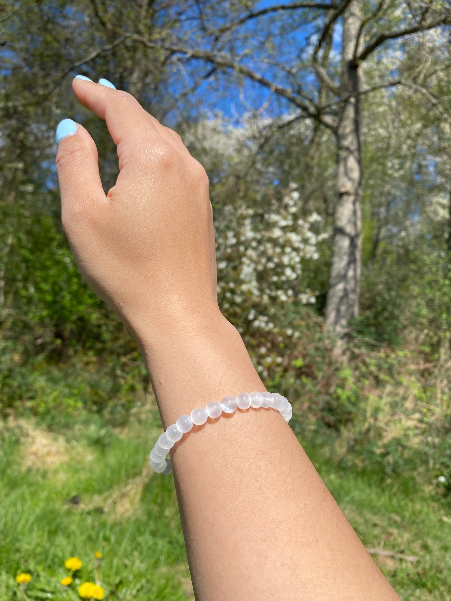 Naturlig selenitsten armband