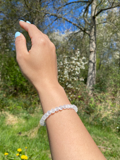 Naturlig selenitsten armband
