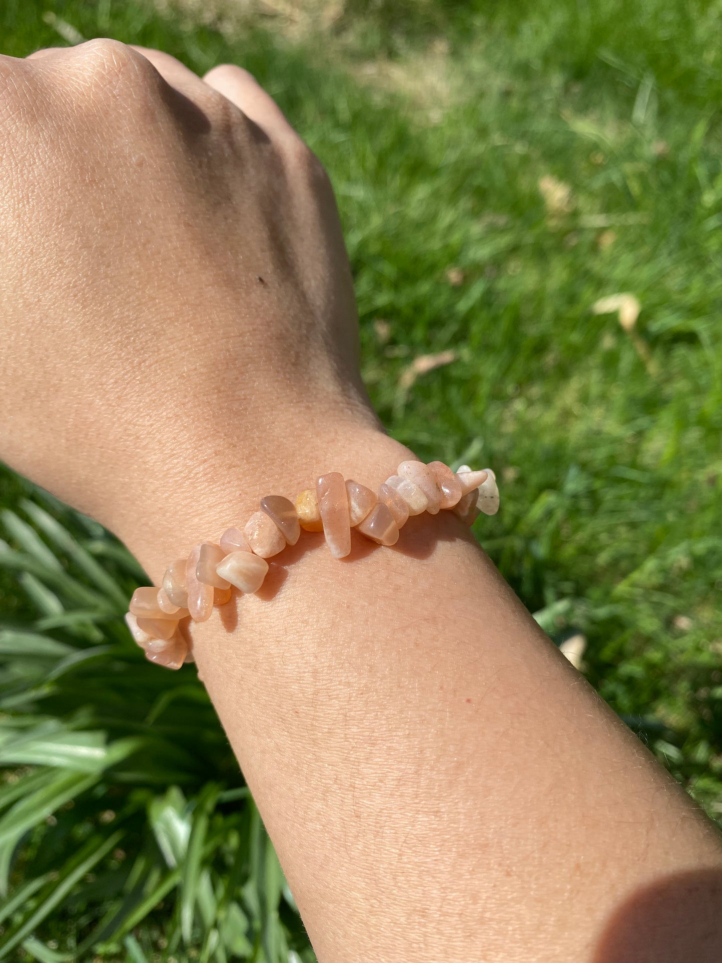 Natural mixed moonstone and gravel bracelet