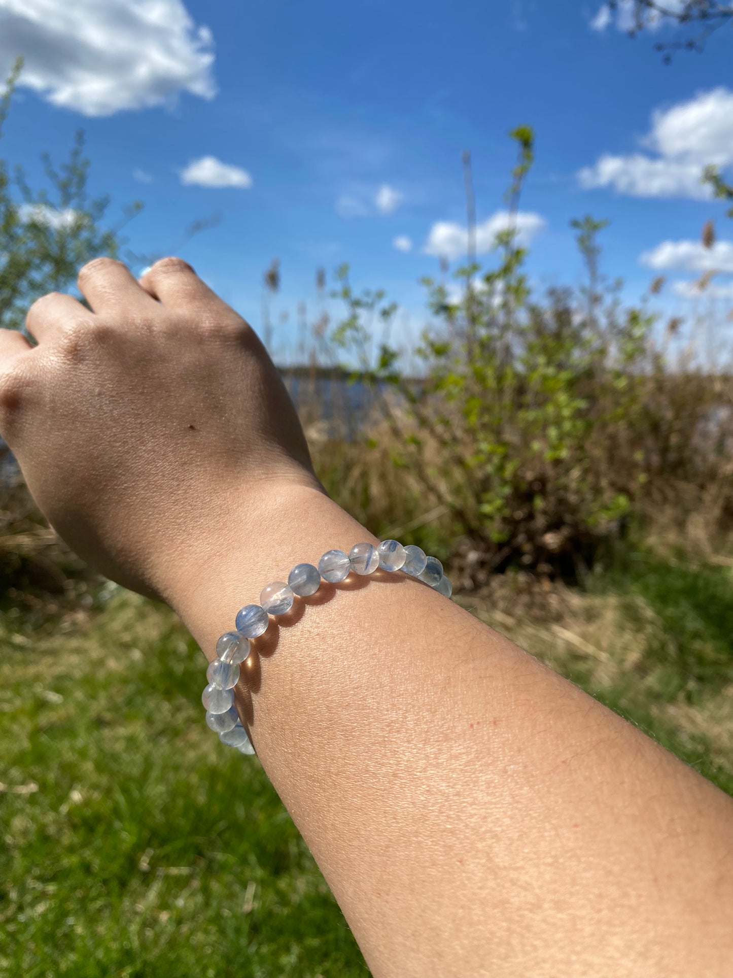 Naturlig Feather Kyanit armband