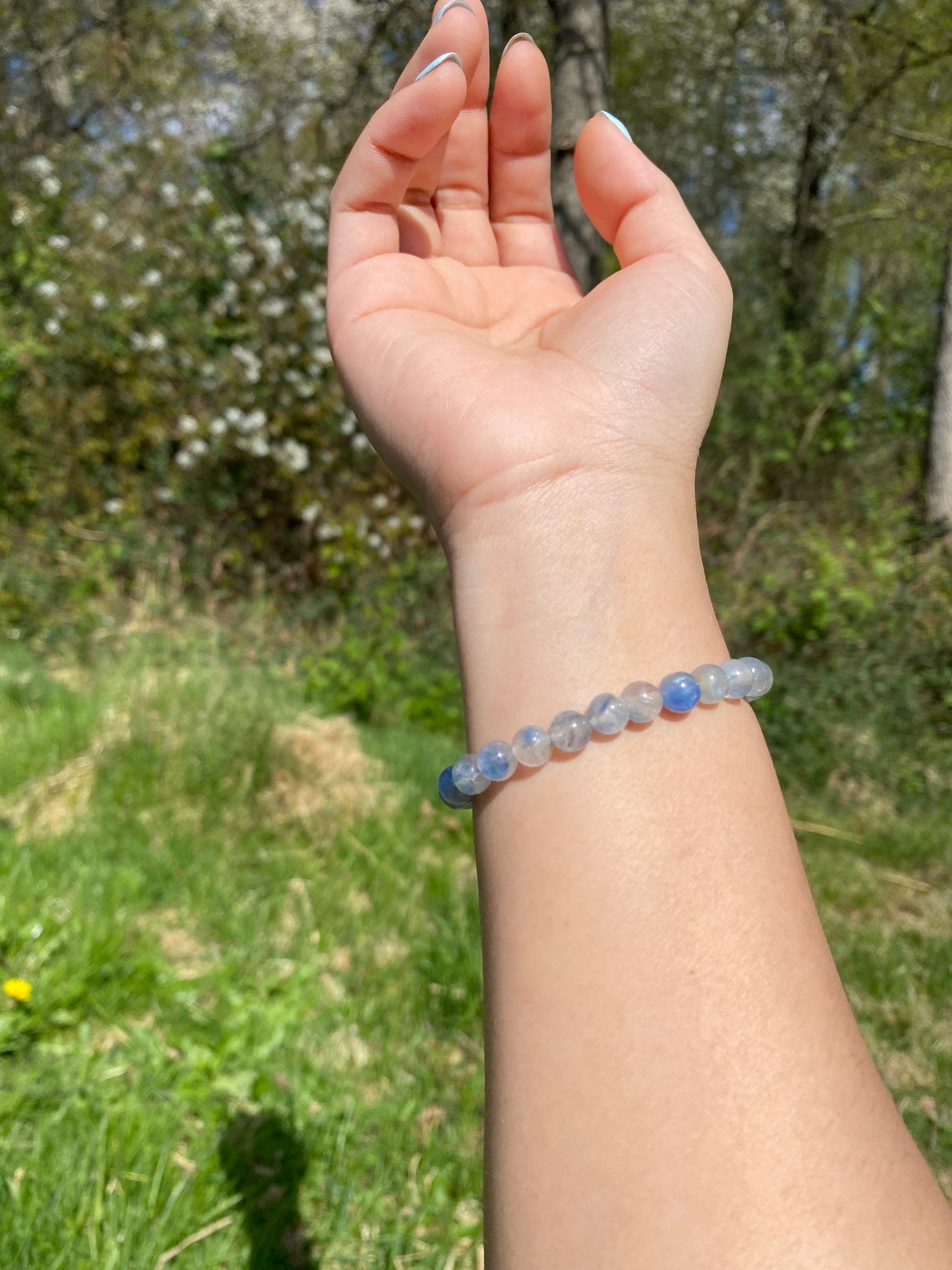 Naturlig Feather Kyanit armband