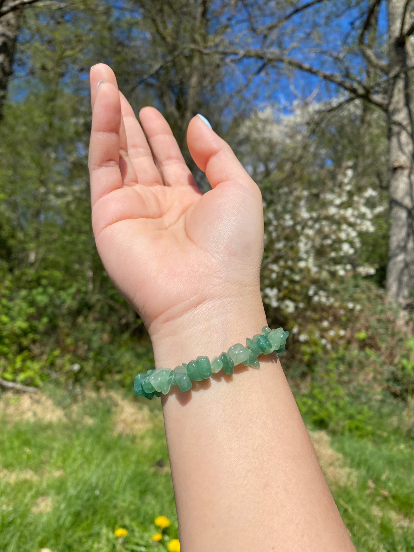 Naturligt grönt aventurin grus armband